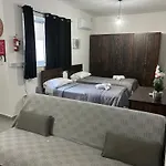 St Gaetans 6a Apartment *